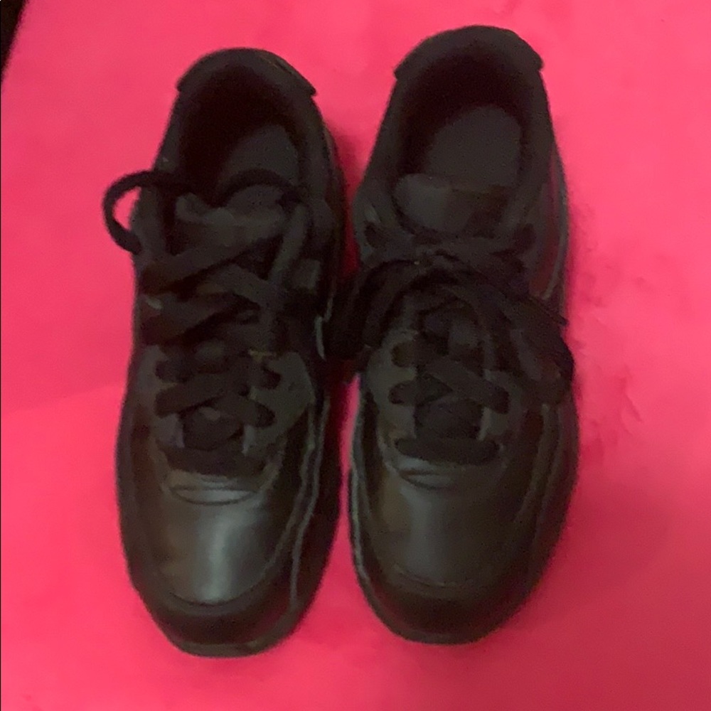 Nike Air Max - Picture 2 of 4